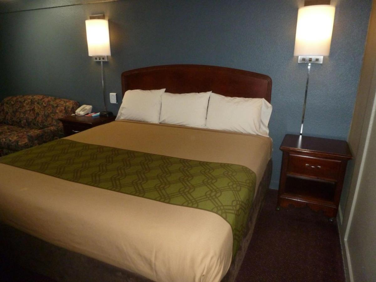 Econo Lodge Pittsburgh I-79 Dış mekan fotoğraf