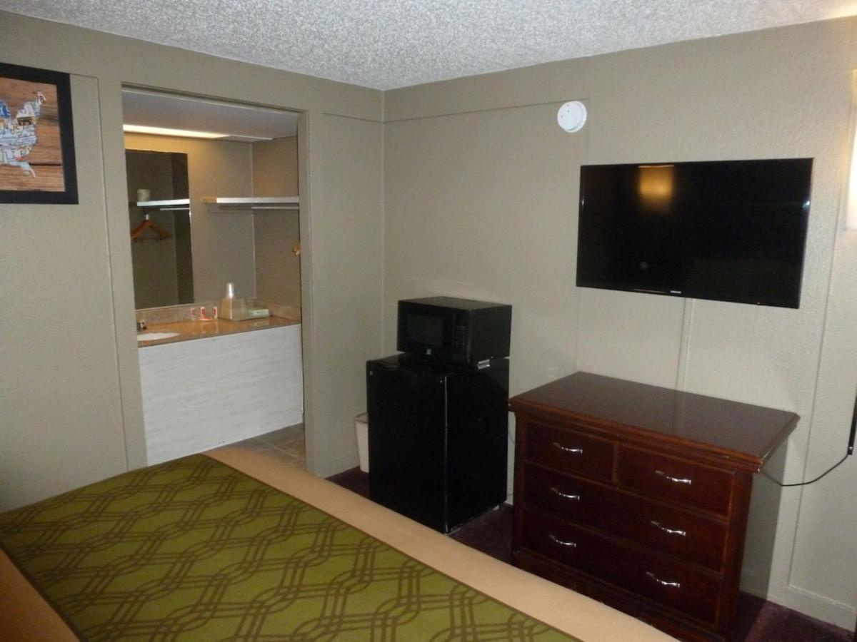Econo Lodge Pittsburgh I-79 Dış mekan fotoğraf