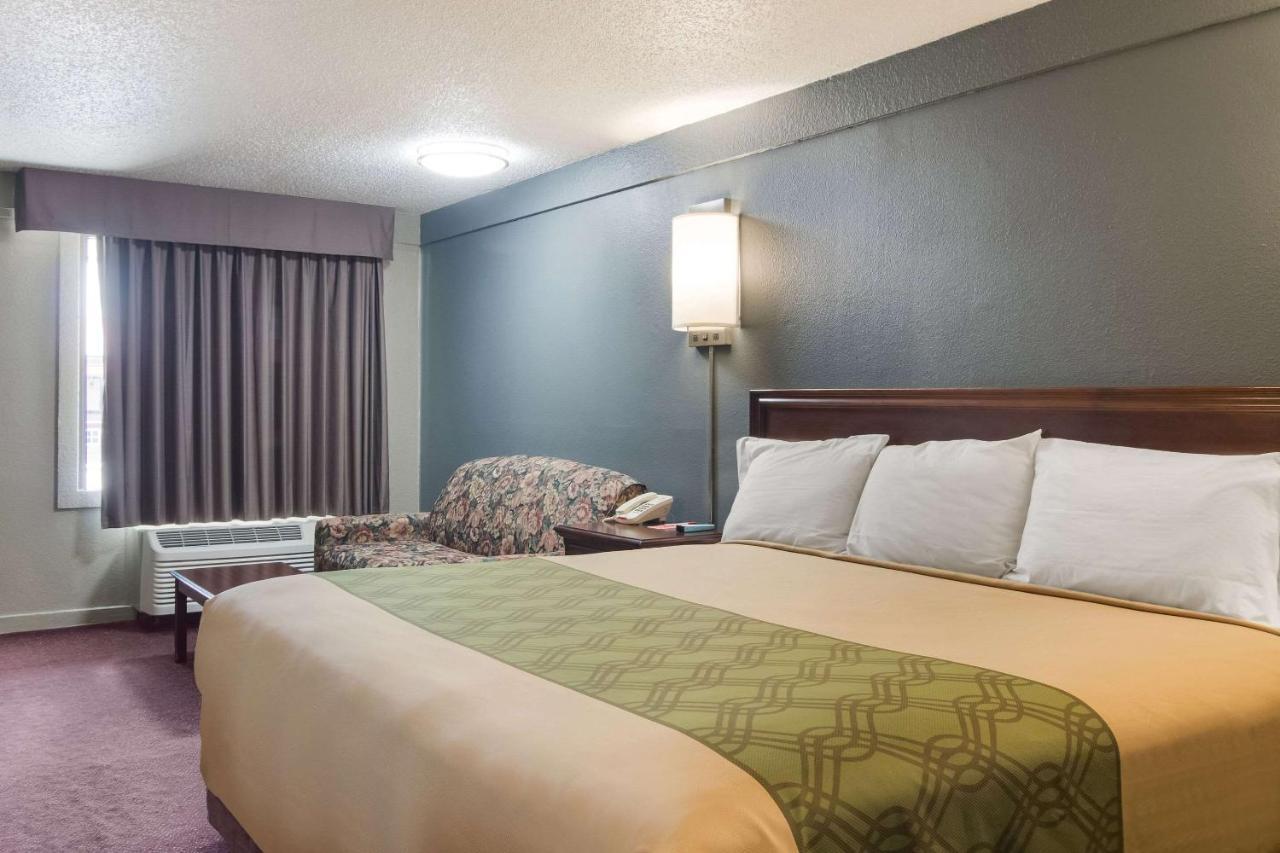 Econo Lodge Pittsburgh I-79 Dış mekan fotoğraf