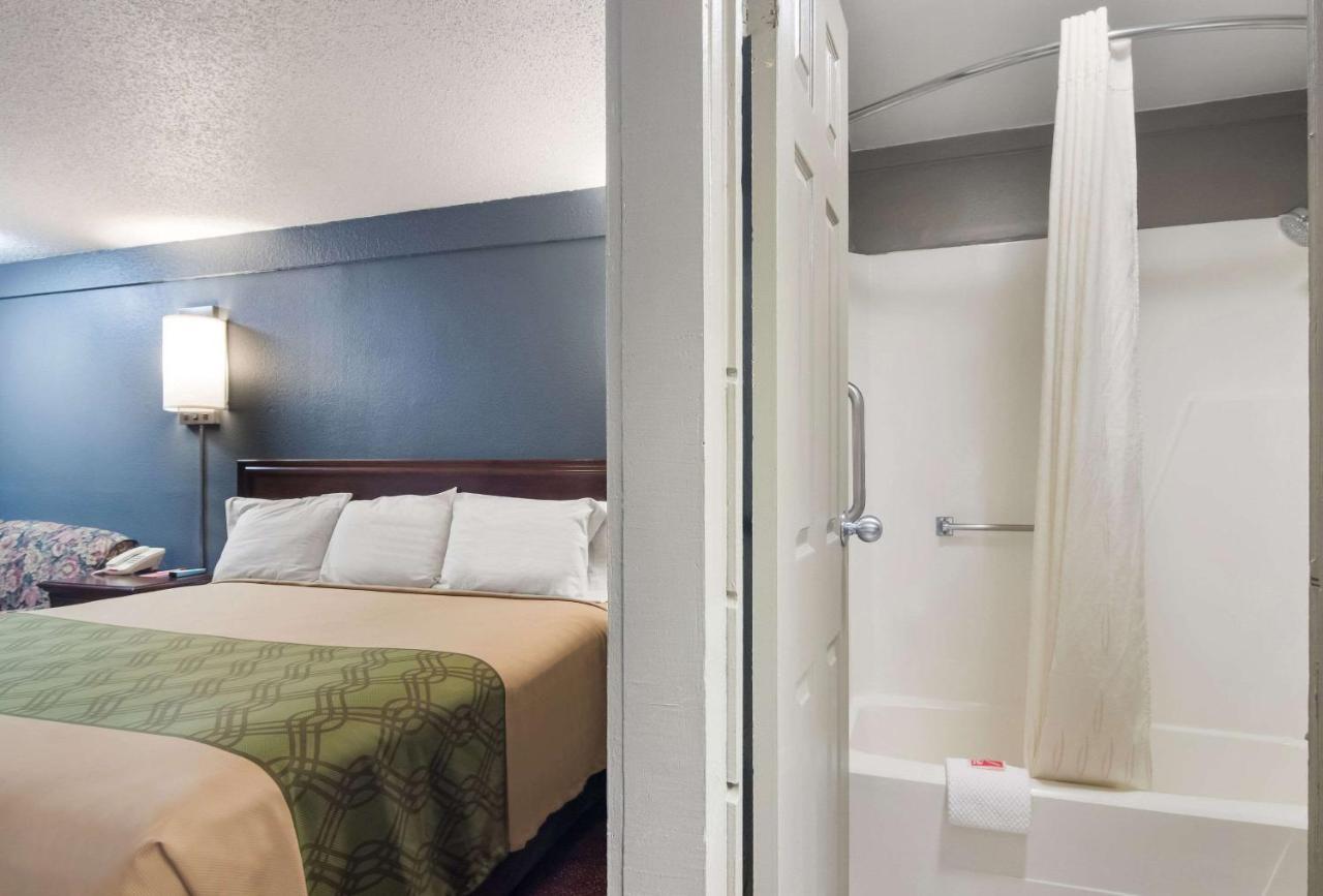 Econo Lodge Pittsburgh I-79 Dış mekan fotoğraf
